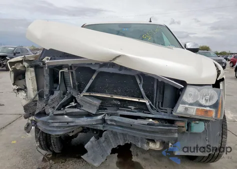 2013 Chevrolet Suburban C1500 Ltz from USA, damaged, VIN 1GNSCKE0XDR149819